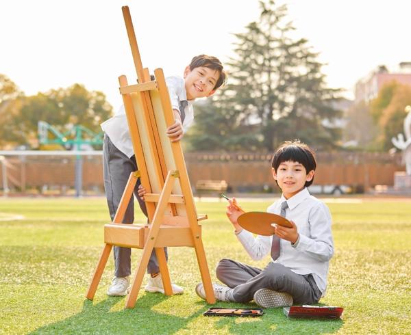 吾幼莎洛特