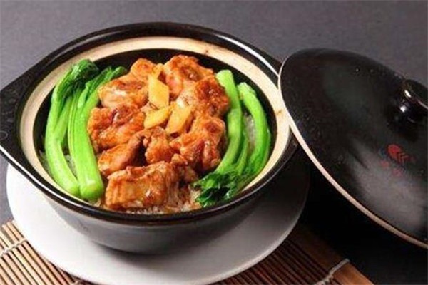 醬大骨煲仔飯