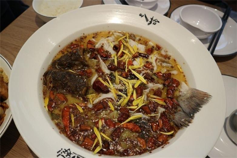 叭拾酸菜魚(yú)