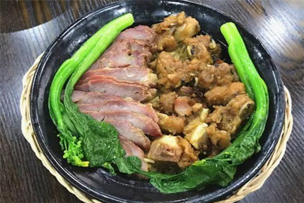 農(nóng)家莊煲仔飯加盟