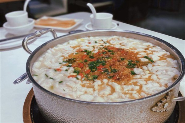 憶家龍蝦酸菜魚(yú)