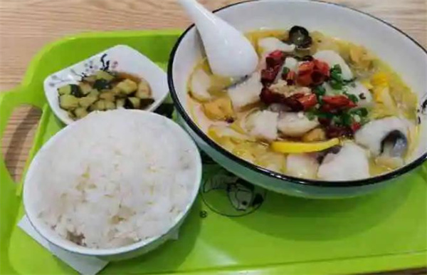 小魚號酸菜魚米飯