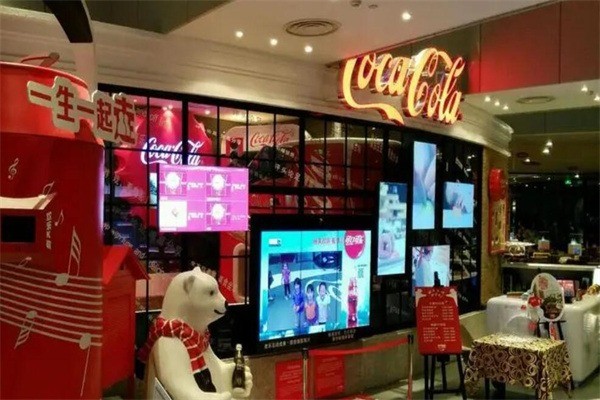 COCACOLA可口可樂歡樂餐廳加盟