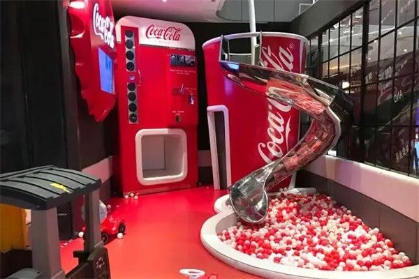 COCACOLA可口可樂歡樂餐廳加盟