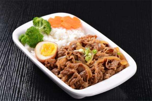 嘻牛記牛肉飯