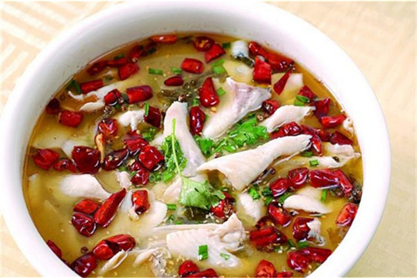 曹小曹煲仔飯與酸菜小魚(yú)