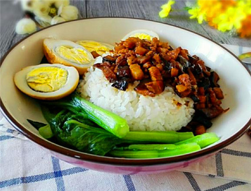 府城鹵肉飯加盟