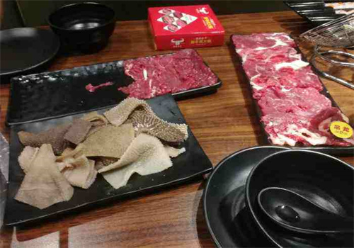 今年牛事（潮品全牛）鮮牛肉火鍋加盟