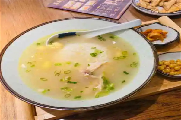 王春春雞湯飯店