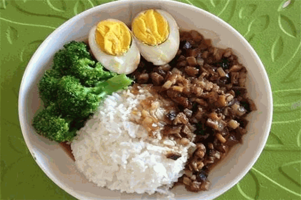 阿飯達臺灣鹵肉飯