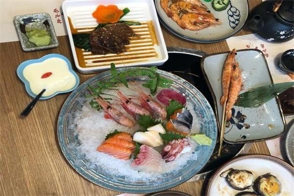 意魚(yú)井上精品料理加盟