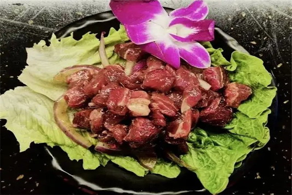 東北燒烤鐵鍋牛肉館加盟