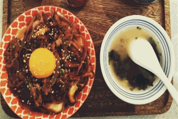 花隱士居食屋