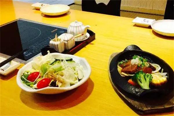 翔日本料理加盟