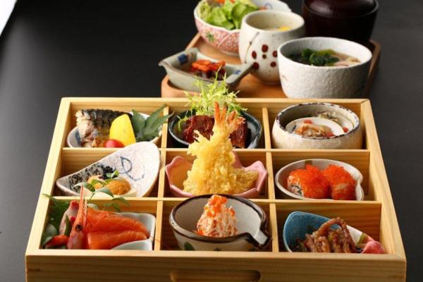 榮屋日本料理加盟