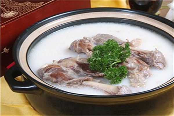 廖世羊肉湯