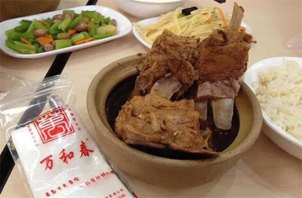 福源春排骨米飯