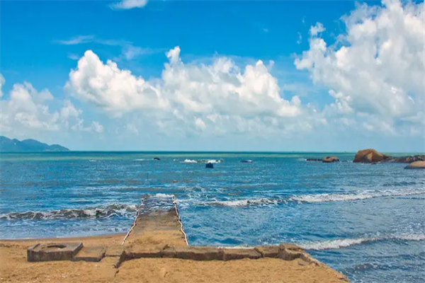 浪琴灣度假村