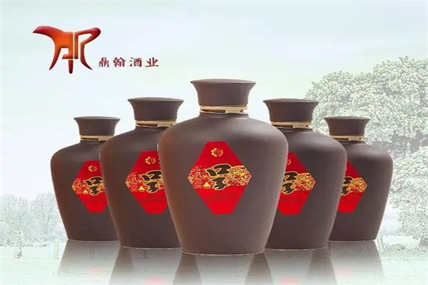 鼎翰酒業(yè)加盟