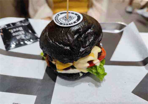 Bblack burger加盟