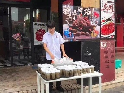 辣骨氣辣骨飯加盟